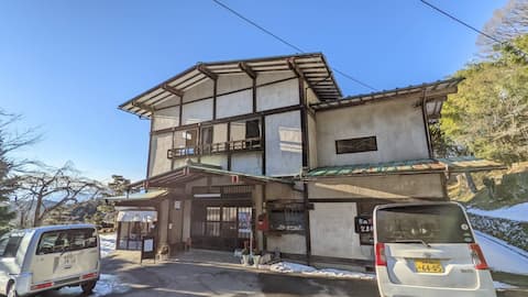 [Limited to one group per day] "Sengjuku" in a former campus like an old-fashioned schoolhouse. Wooden nostalgic. Great freedom of use.