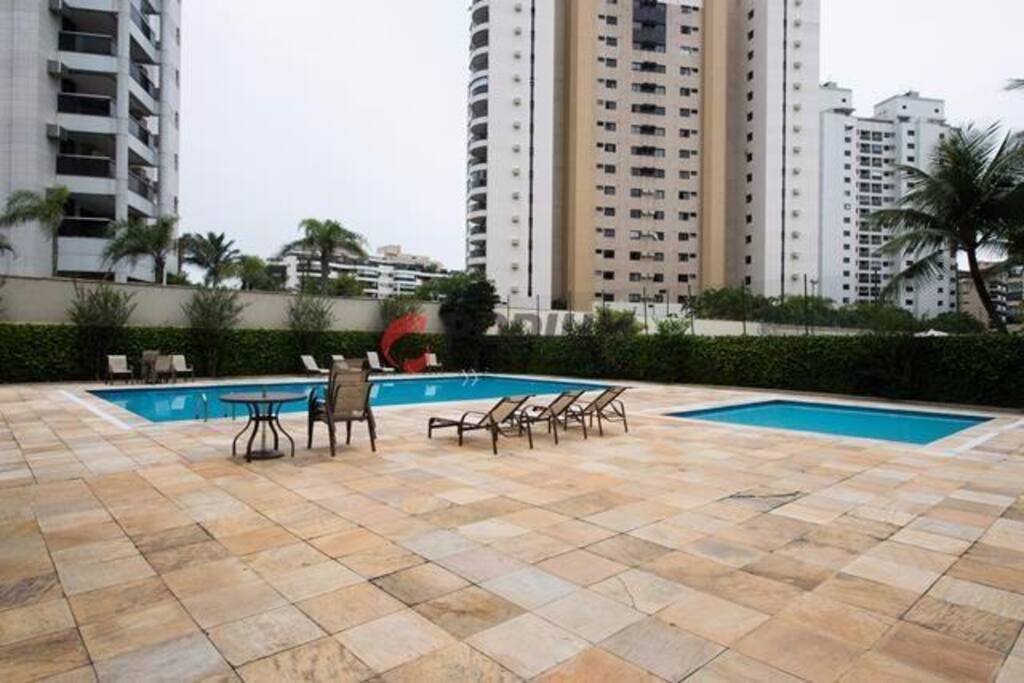 Piscina Comum Adulto e Infantil