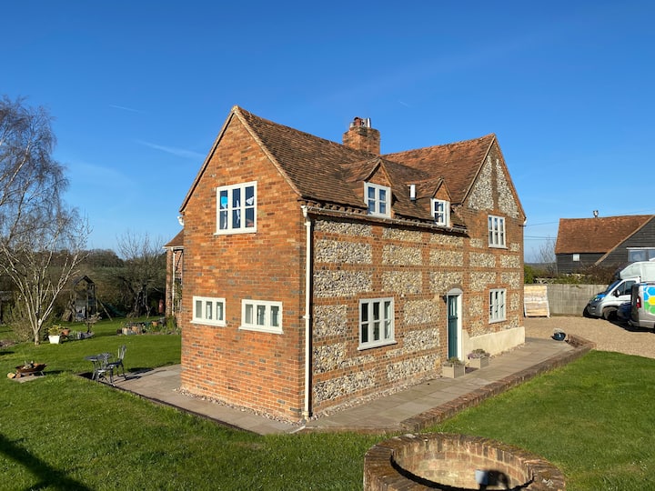 Tiles Farm Studio Heart of the Chilterns Apartments for Rent in