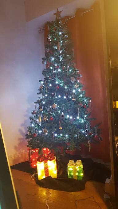 living room Xmas decoration