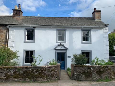House sleeps 10 within Lake District National Park