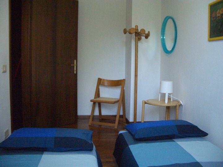 Quarto com cama de casal ou 2 cama de solteiro