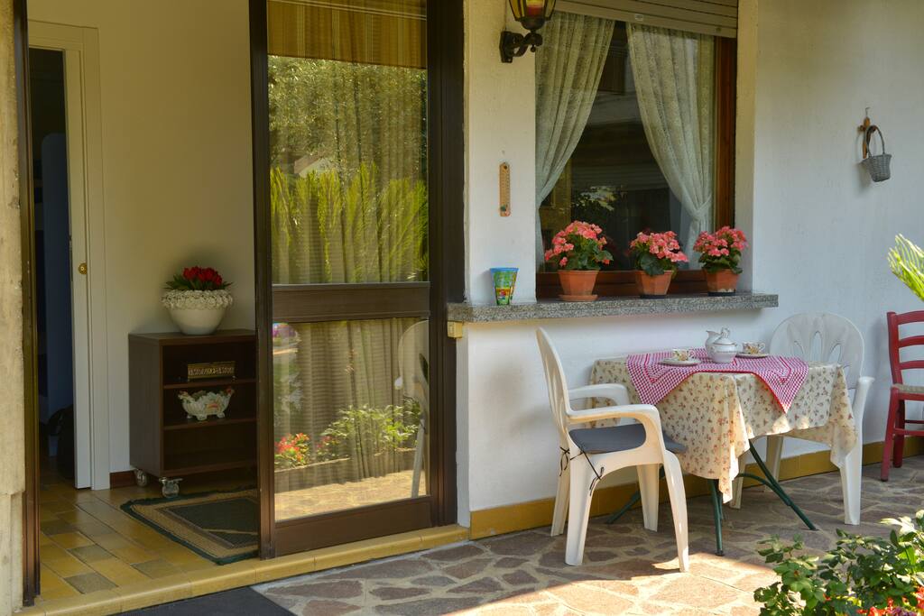 Private Entrance