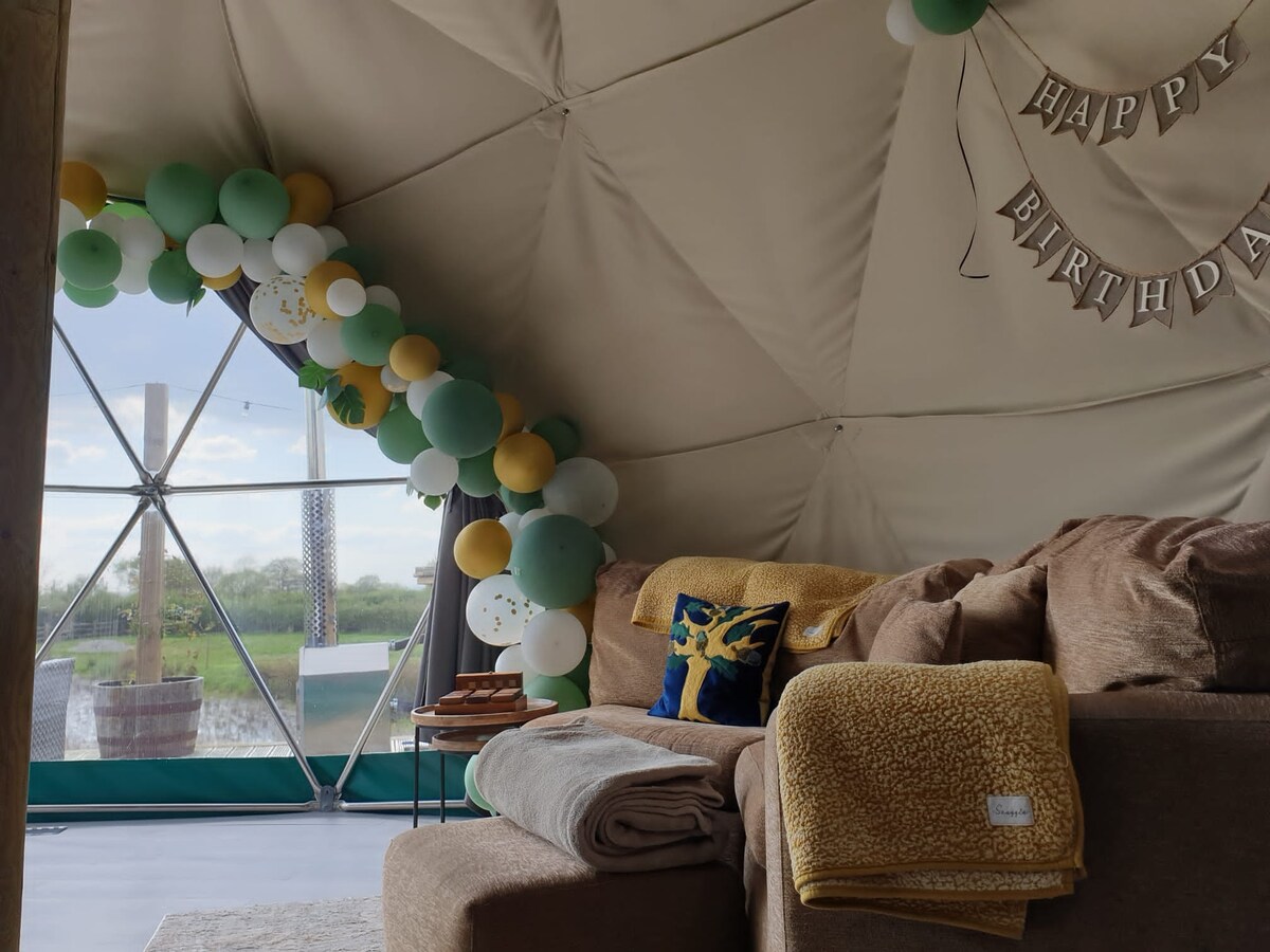 Successful Airbnb property: Rural Escape Dome with Hot Tub in Whixall in Shropshire