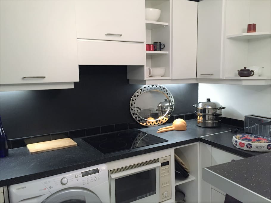 fully equipped kitchen