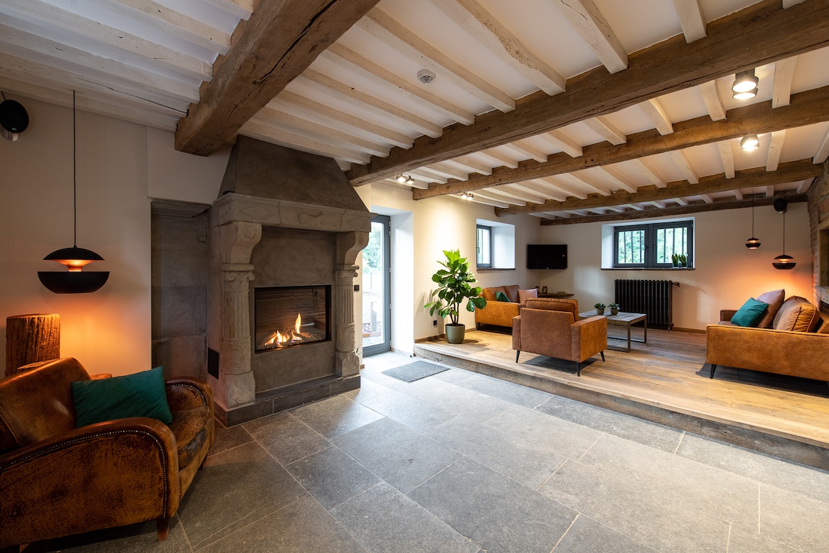Popular Airbnb listing: Sous le Bois I - Luxury Retreat, Belgium in Érezée