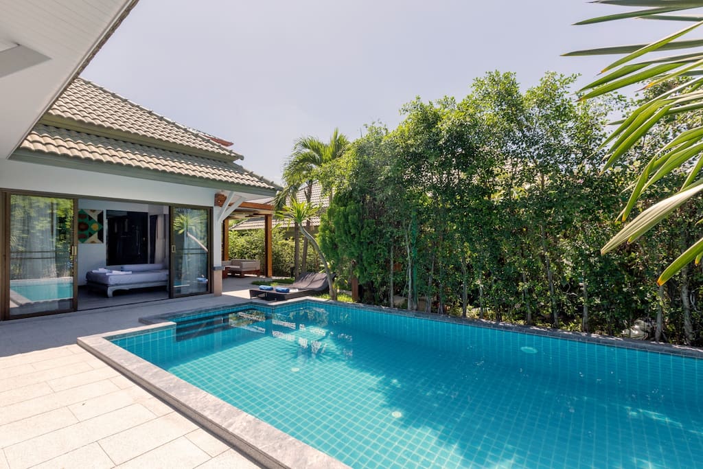 Pool & Terrace