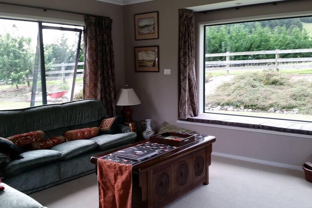 Lounge room