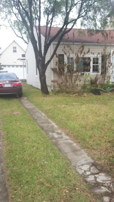 Driveway space for several cars
