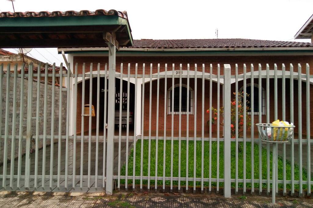fachada e garagem
