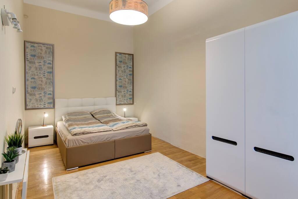 room 1