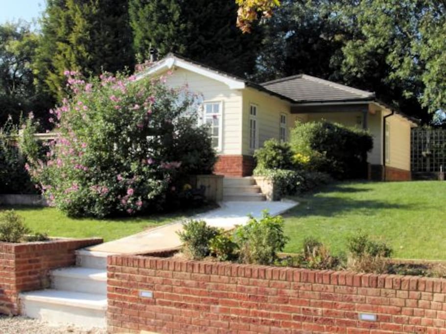The Railway Cottage - Outside