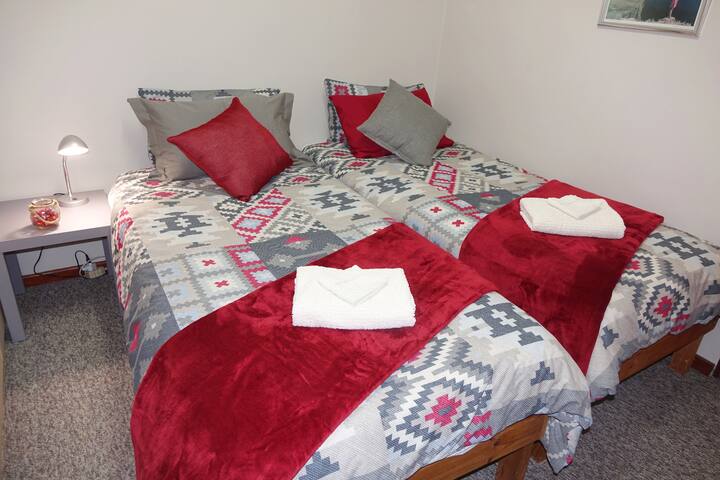 Chumba cha kulala cha 2, kinapotayarishwa kwa ajili ya wageni 2