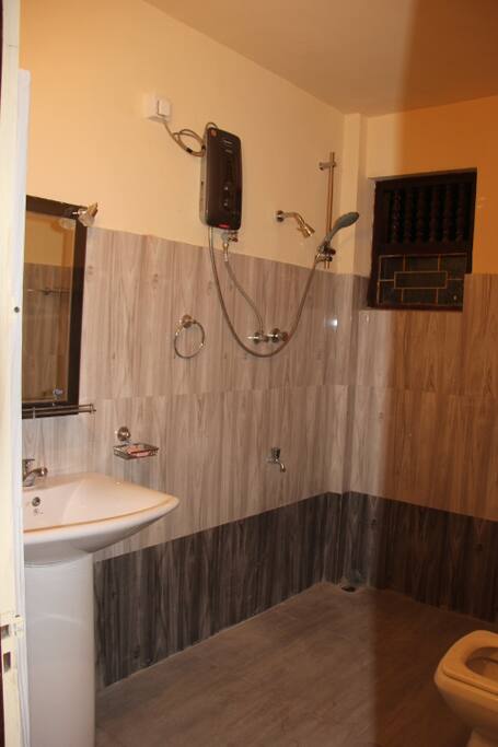 Bath Room No.1 - Hot Water