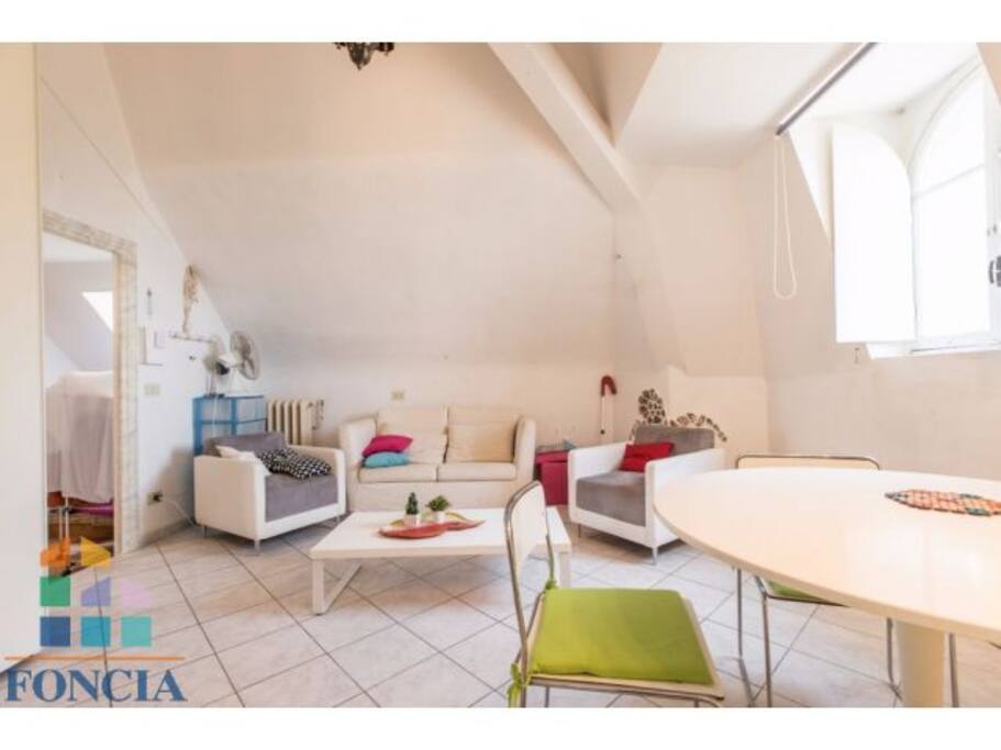 Dinig Room