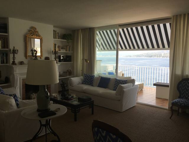 Luxury appartment at the seafront gallery image 5