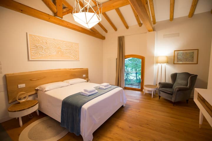 マスターベッドルーム