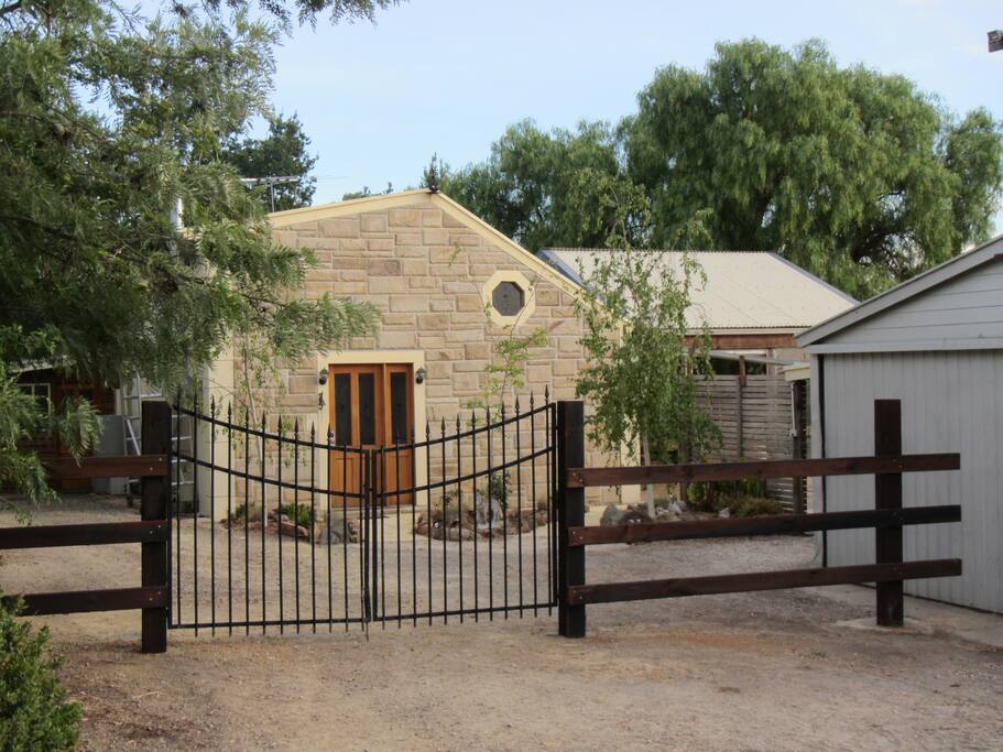 Rooms For Rent Adelaide Hills Rooms For Rent Adelaide Hills