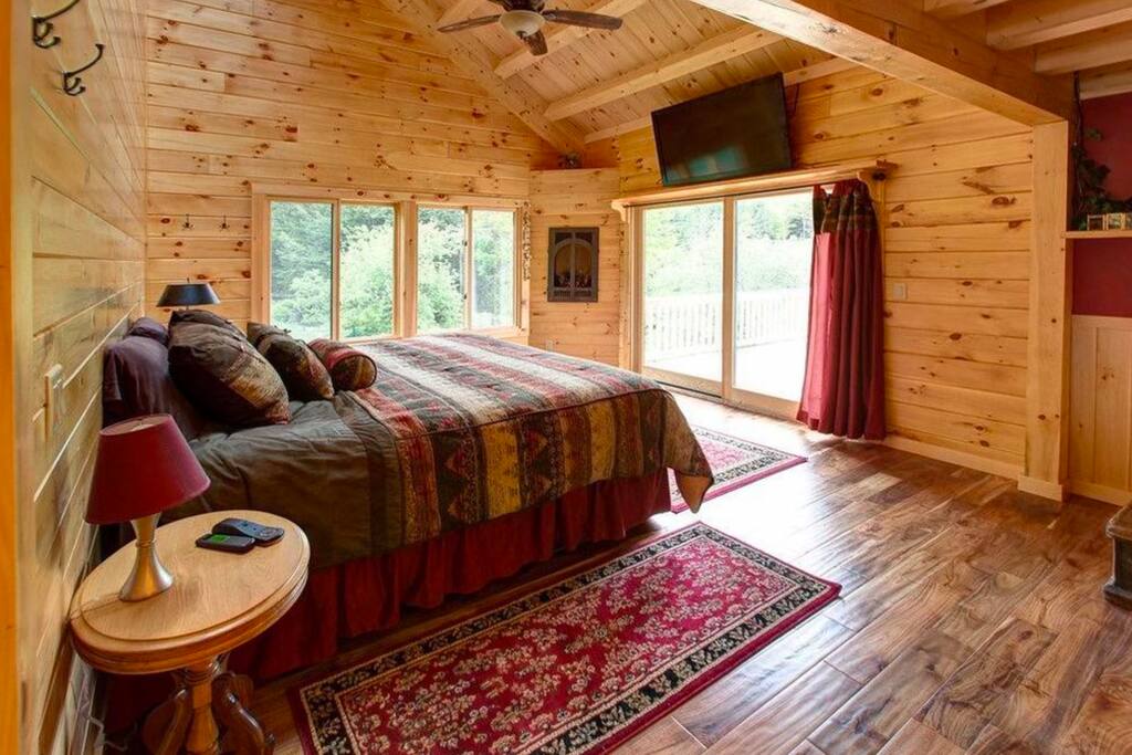 Tree house bedroom