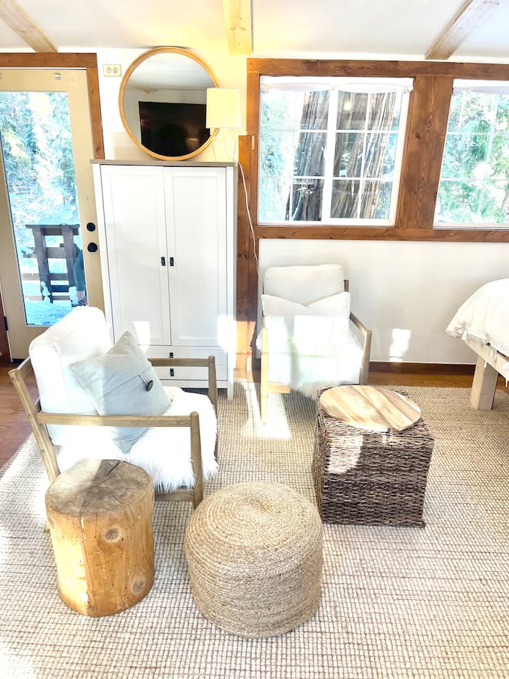 Cozy Bungalow - Walk To Lake Tahoe! - Tahoe City, CA