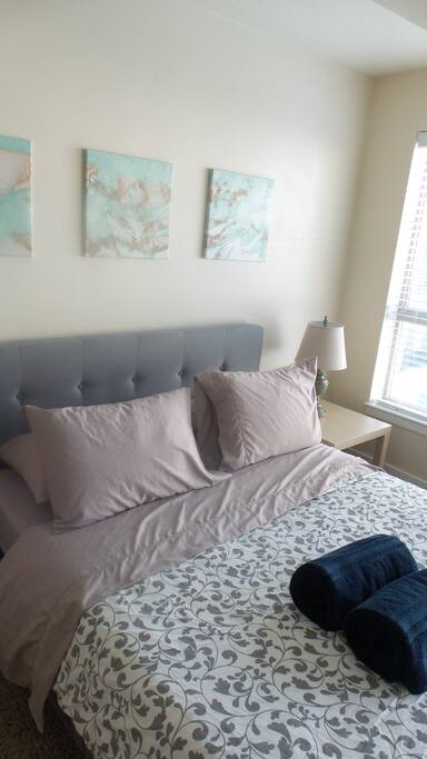 Fresh linens and towels provided for every guest!