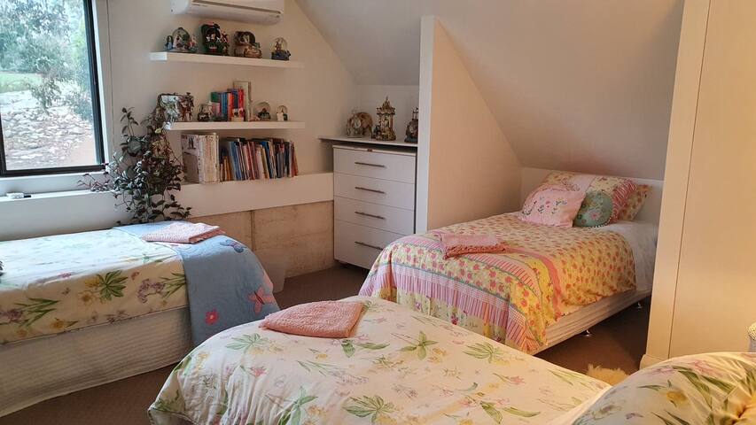 All Guest Rooms @ The Rock Garden B&B gallery image 5