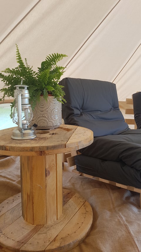 Top performing Airbnb: Furnished bell tent,private shower& compost toilet in Cornwall