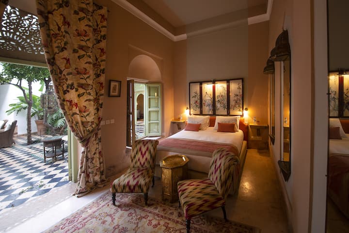 MAJORELLE ROOM