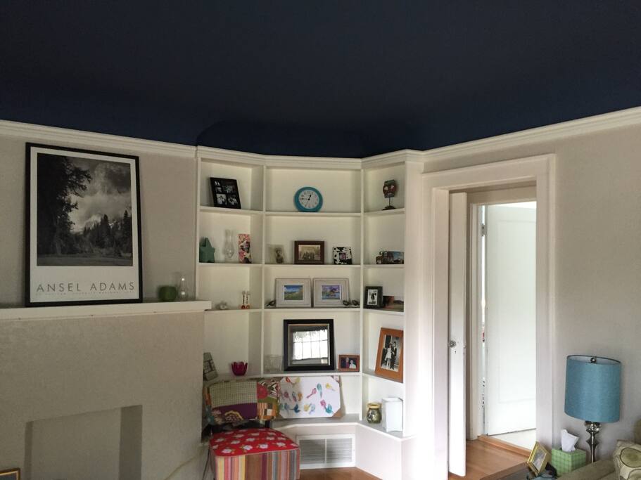 Living Room toward Bathroom.