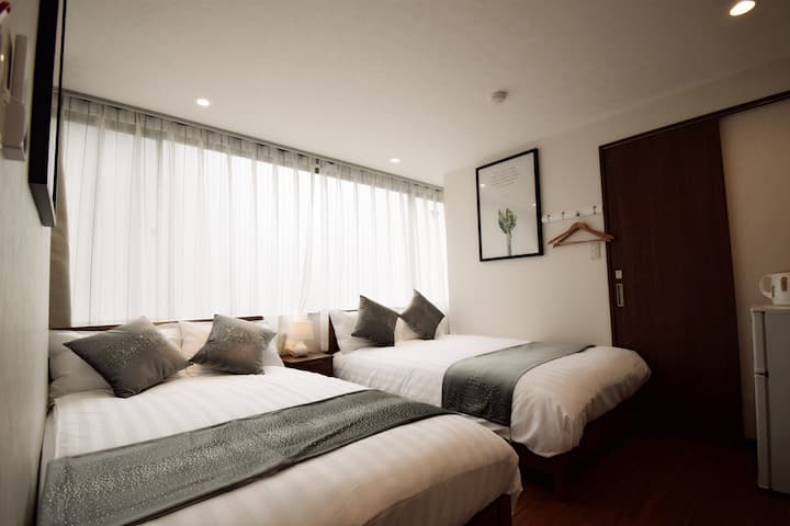 03间客房的【卧室】