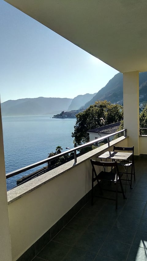Casa Panorama  terrific lake view