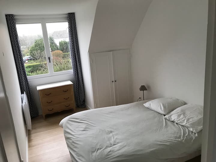 საძინებელი 2 - ორადგილიანი საწოლი 140