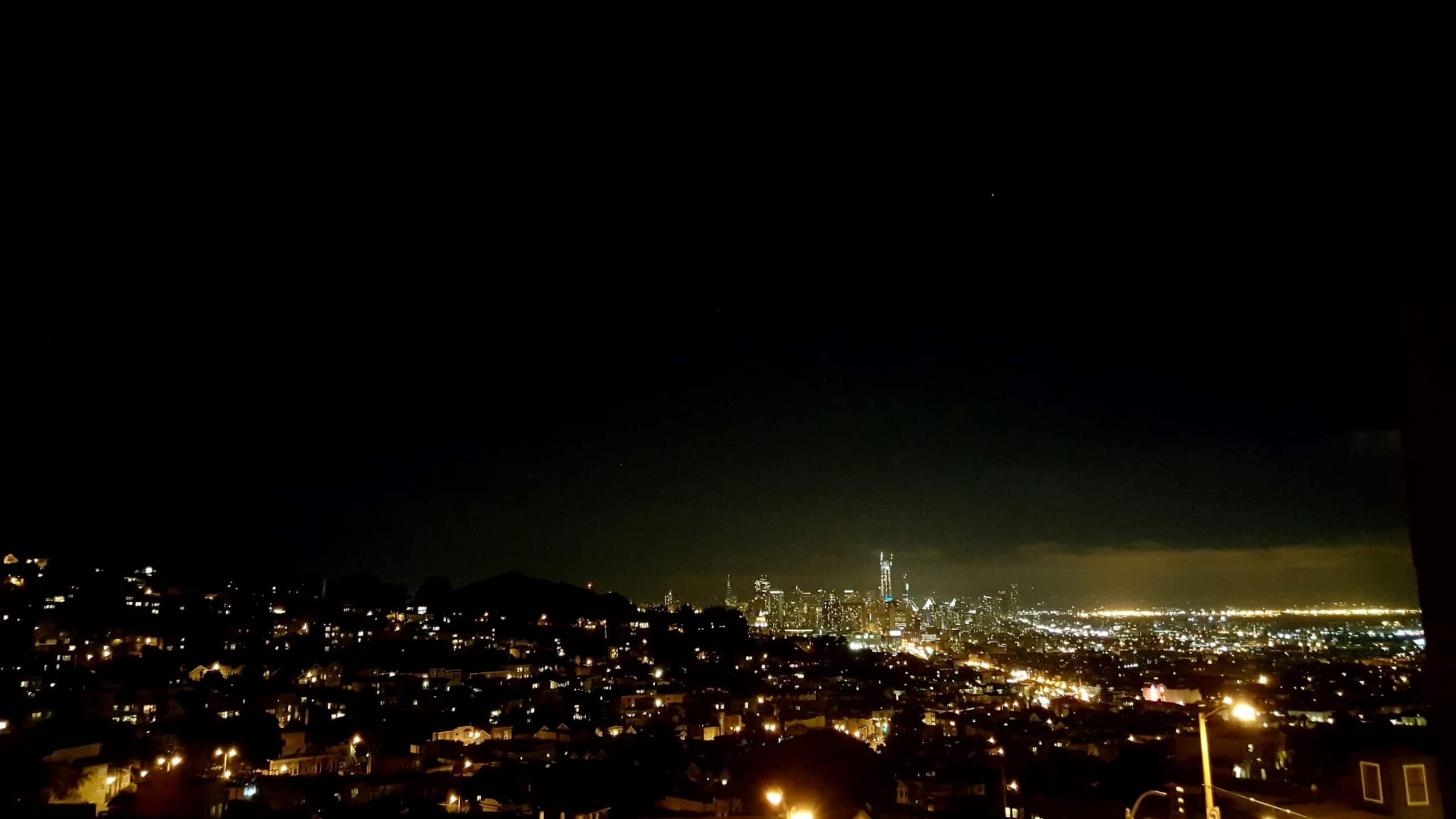 Home in San Francisco · ★4.93 · 2 bedrooms · 2 beds · 2 baths - Image 29