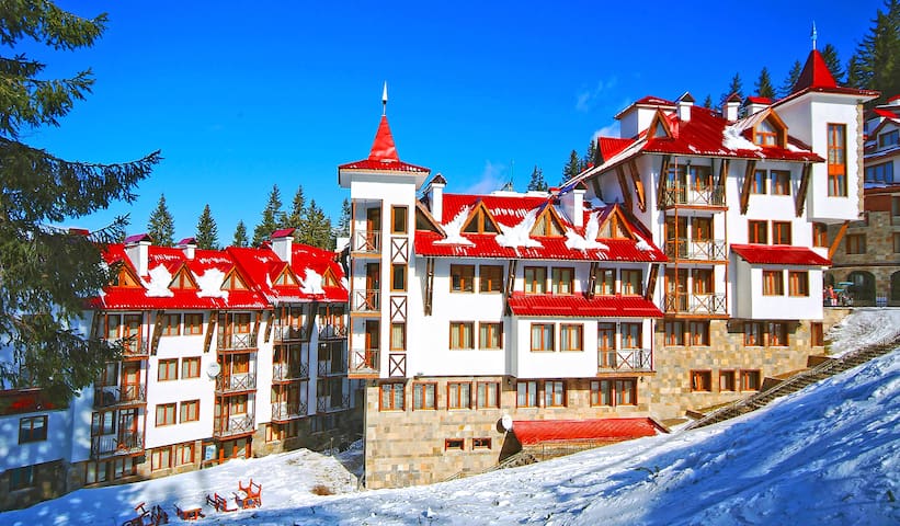 Cosy Apartment in a Large Resort Complex