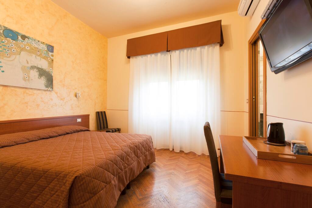 Room 14
