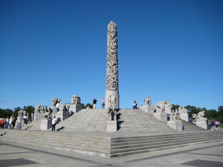 Spectacular sculptures