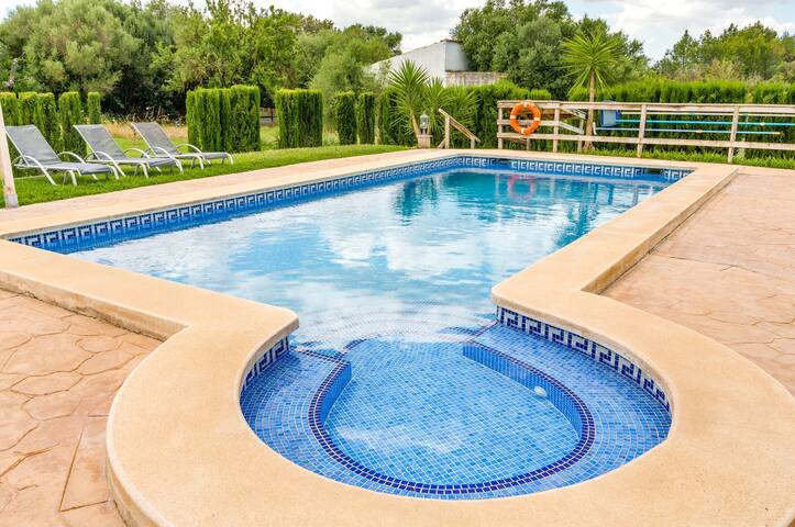 Can Ines gallery image 3