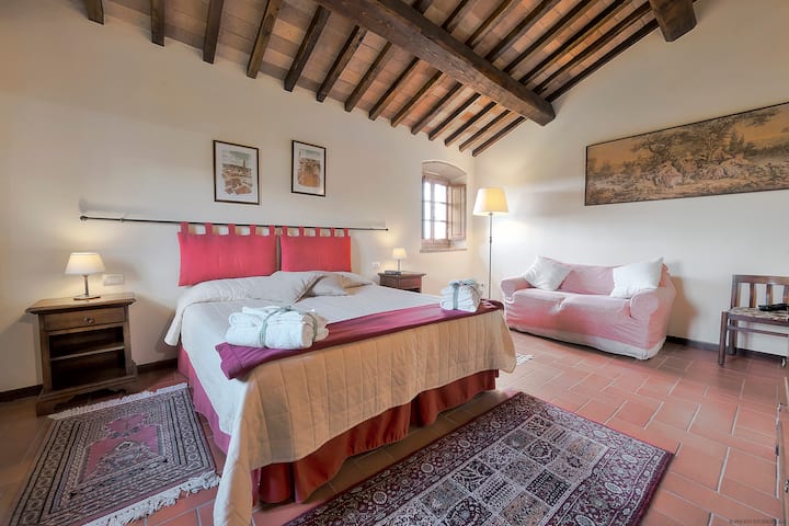 Een van de 9 tweepersoonskamers in de Villa