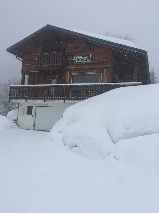 Deep snow wonderful skiing January 2018
