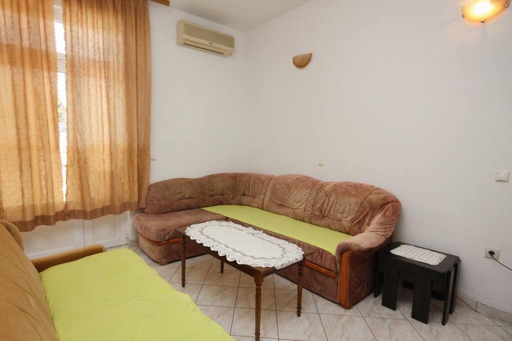Living room, Surface: 10 m²