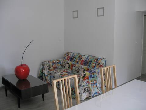 Annonce Airbnb populaire: The Station - Chez Claude à L'isle Sur La Sorgue