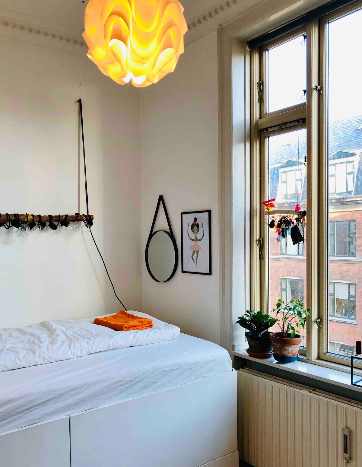 საძინებელი 1