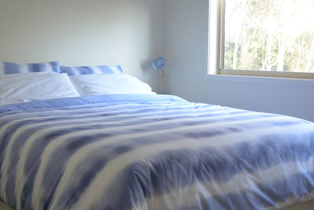 Queen Bedroom 2.