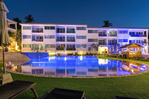 Partially Sea & Pool View Apartment @Karon – 650 m