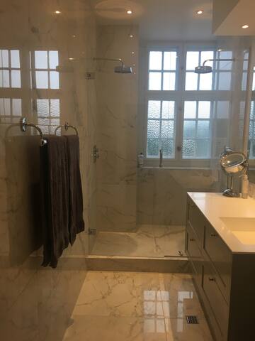 Classic beautiful apart. central location Østerbro gallery image 4