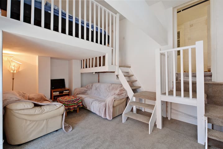 Scrabble House -  Flat in popular Sharrowvale  S11