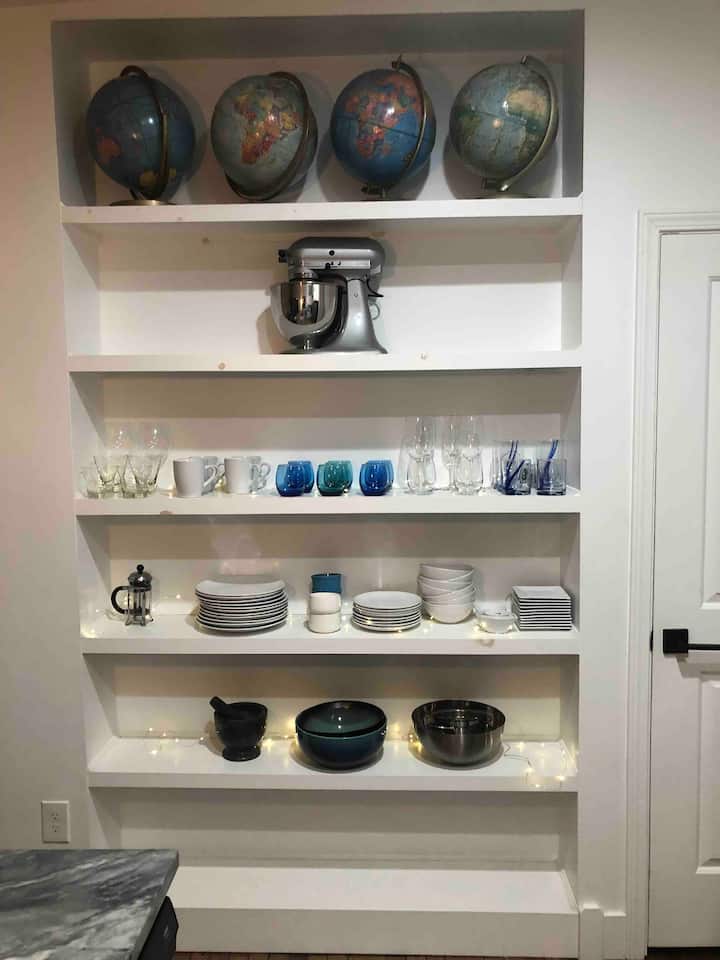 Bright Cute! Home in Gordon Square! Close to DT!! Houses for Rent in