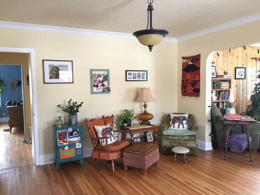 Feel at home right away in our cozy, vintage style living space. Sip on a home brewed beer while settling in.