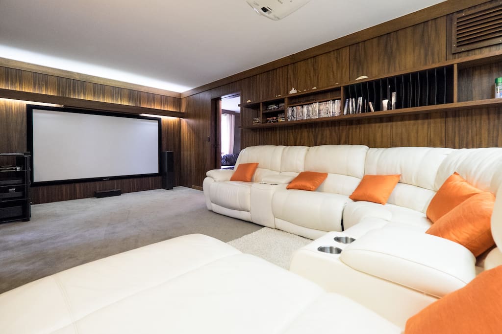 The cinema room is in a separate annex and part of the games room. Perfect for a private screening! DVD player and Foxtel if required. Large screen with projector. Space on the floor for two single blow up mattress if required.