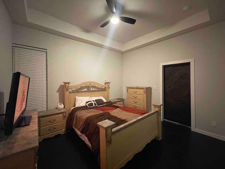 غرفة النوم 1